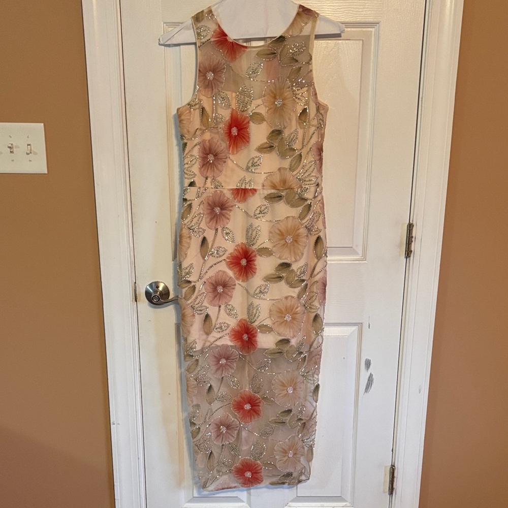 Dress the Population Beige Floral Midi Dress